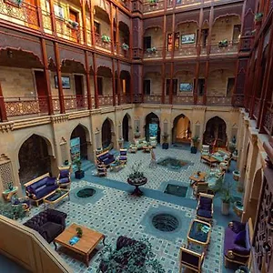 Отель Shah Palace Luxury Museum Баку
